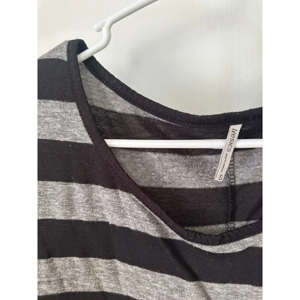 Tresics women’s size small black and grey striped shirt
